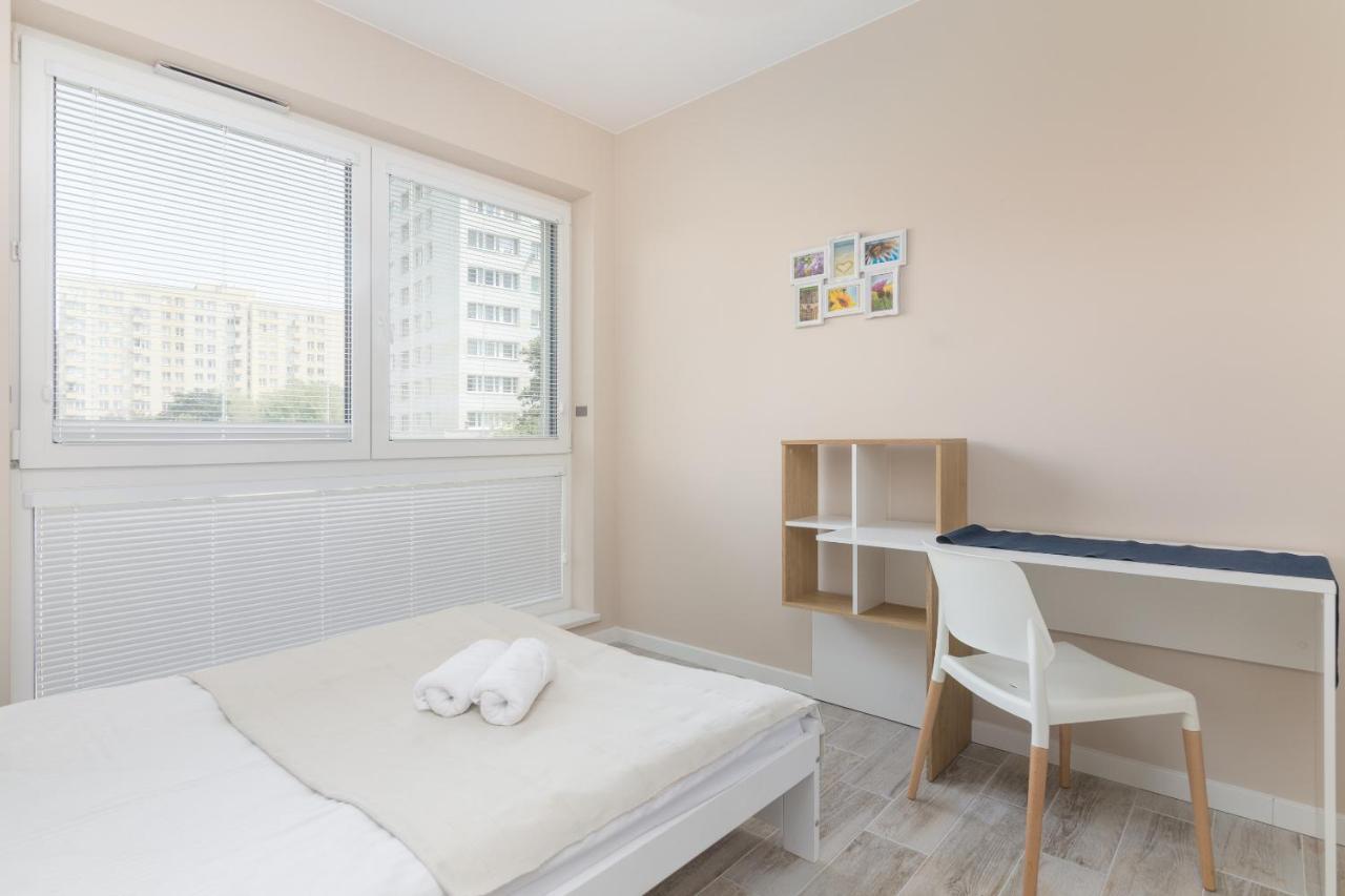 Metro Wilanowska Comfortable Apartment วอร์ซอ ภายนอก รูปภาพ